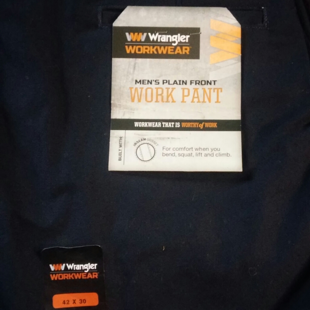 NWT Mens Wrangler 42x30 Workwear Work Pant